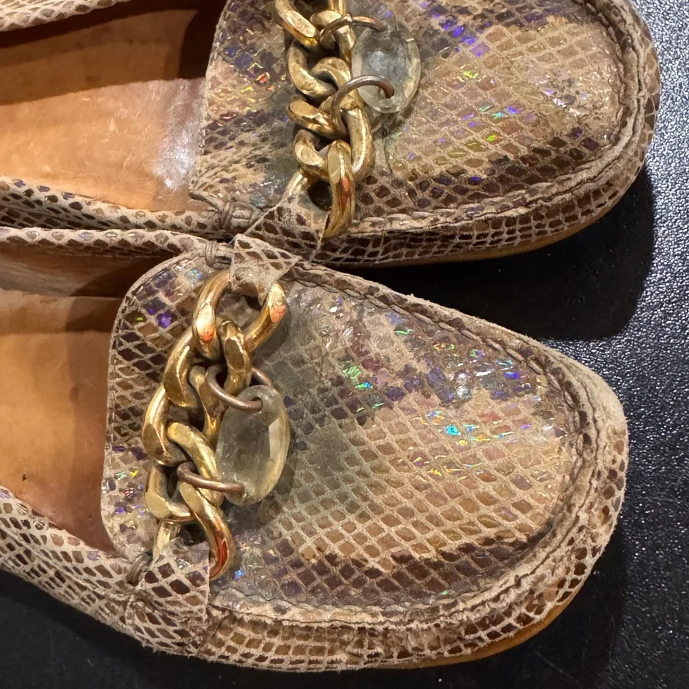 Stuart Weitzman Brown and Gold Flats with Elegant Embellishments size 6.5